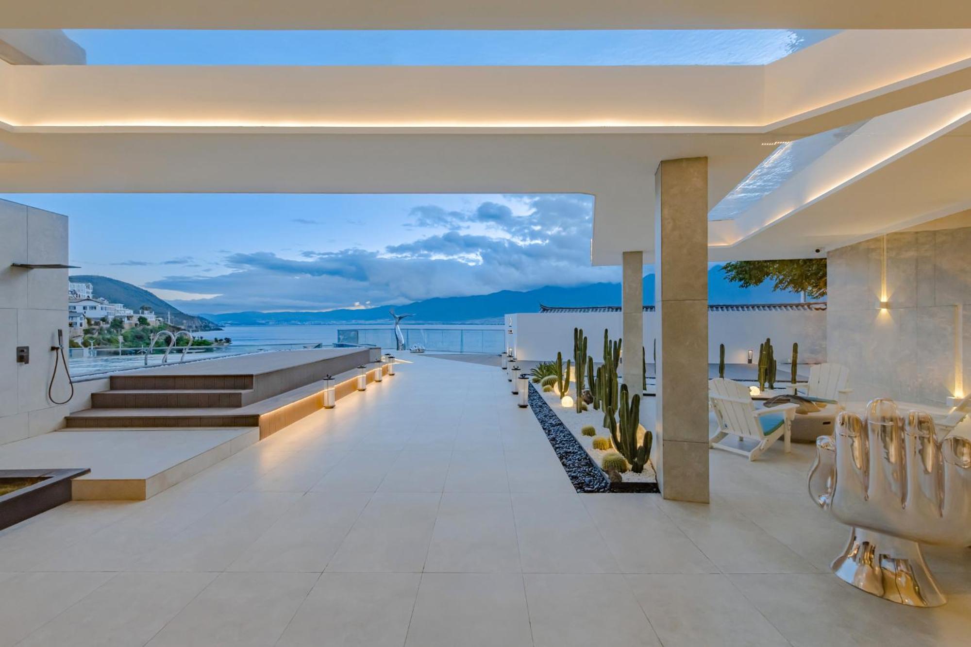 Dali Oriental Seaview Hotel -Dali Erhai Exterior photo