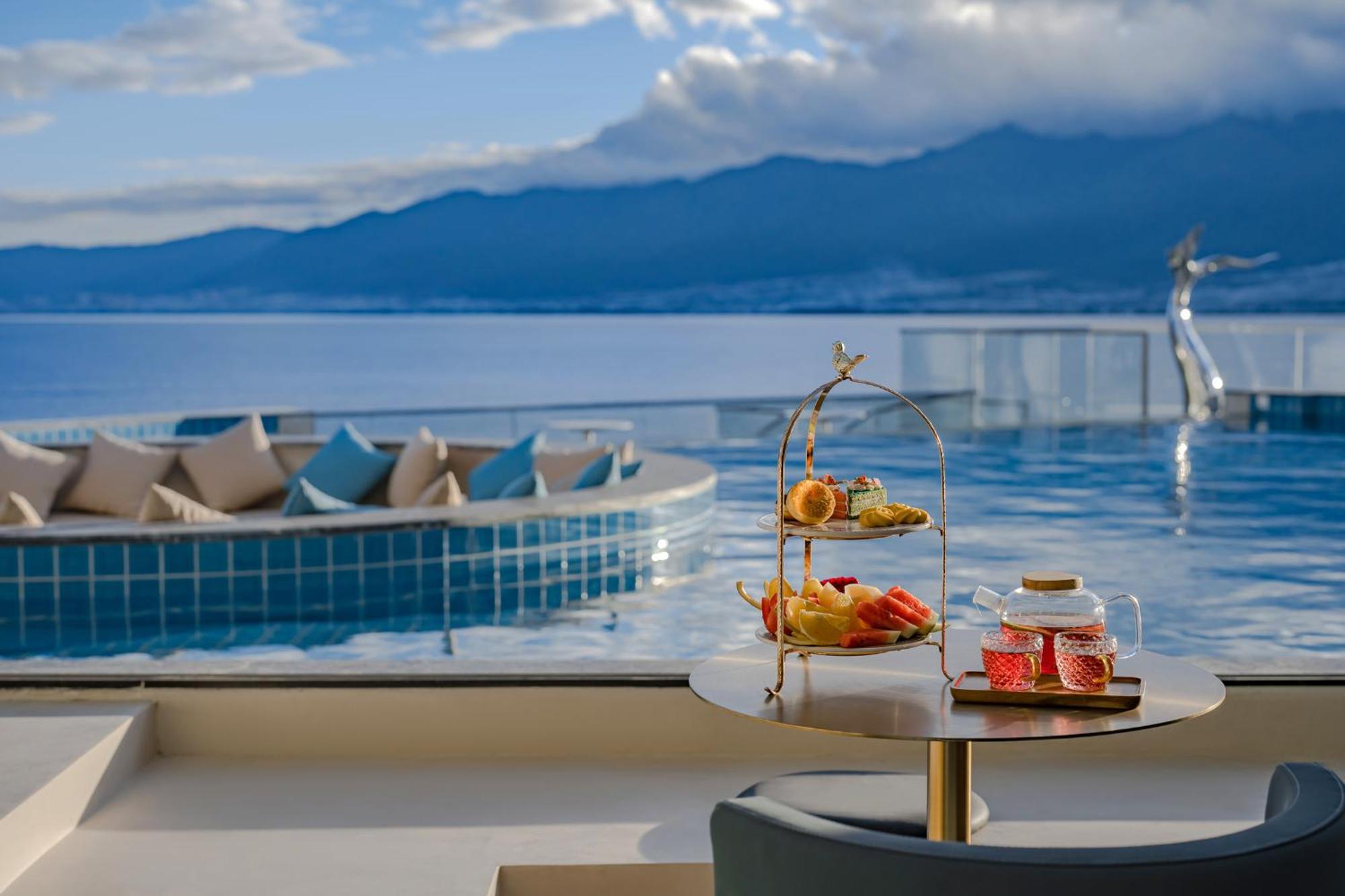 Dali Oriental Seaview Hotel -Dali Erhai Exterior photo