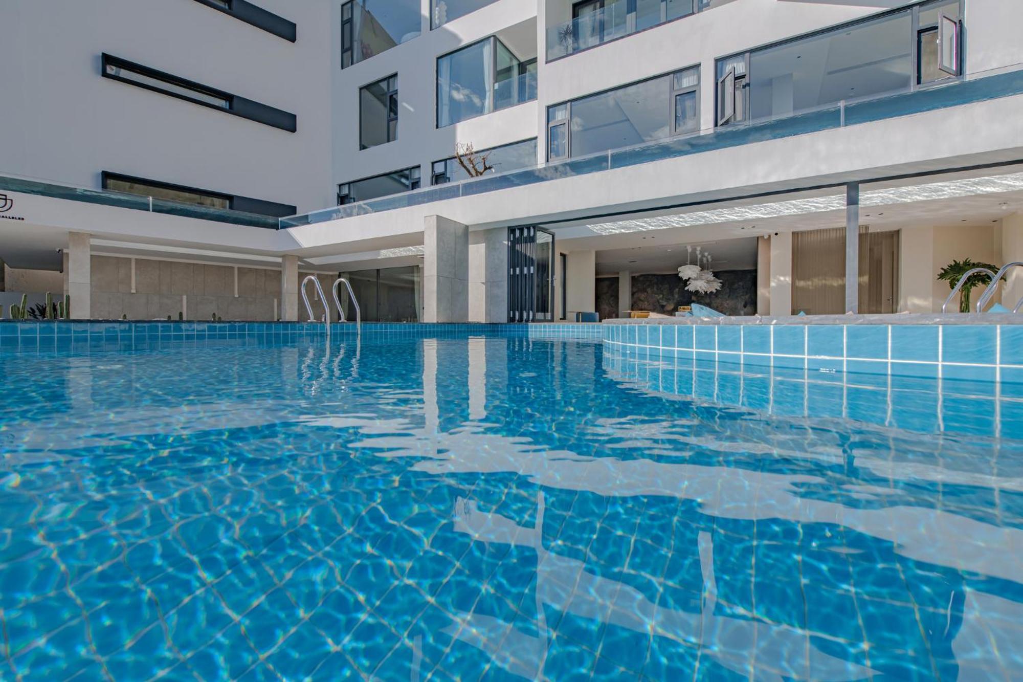 Dali Oriental Seaview Hotel -Dali Erhai Exterior photo